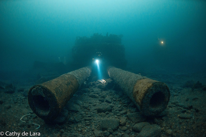 Symmetrical shot of the 13.5 inch guns